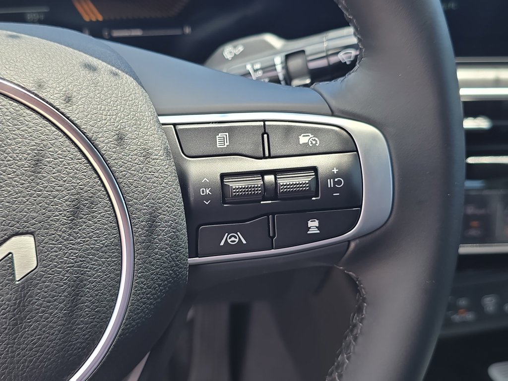 New 2026 Kia K5 GT-Line w/ GT-Line Premium Package FWD image 32