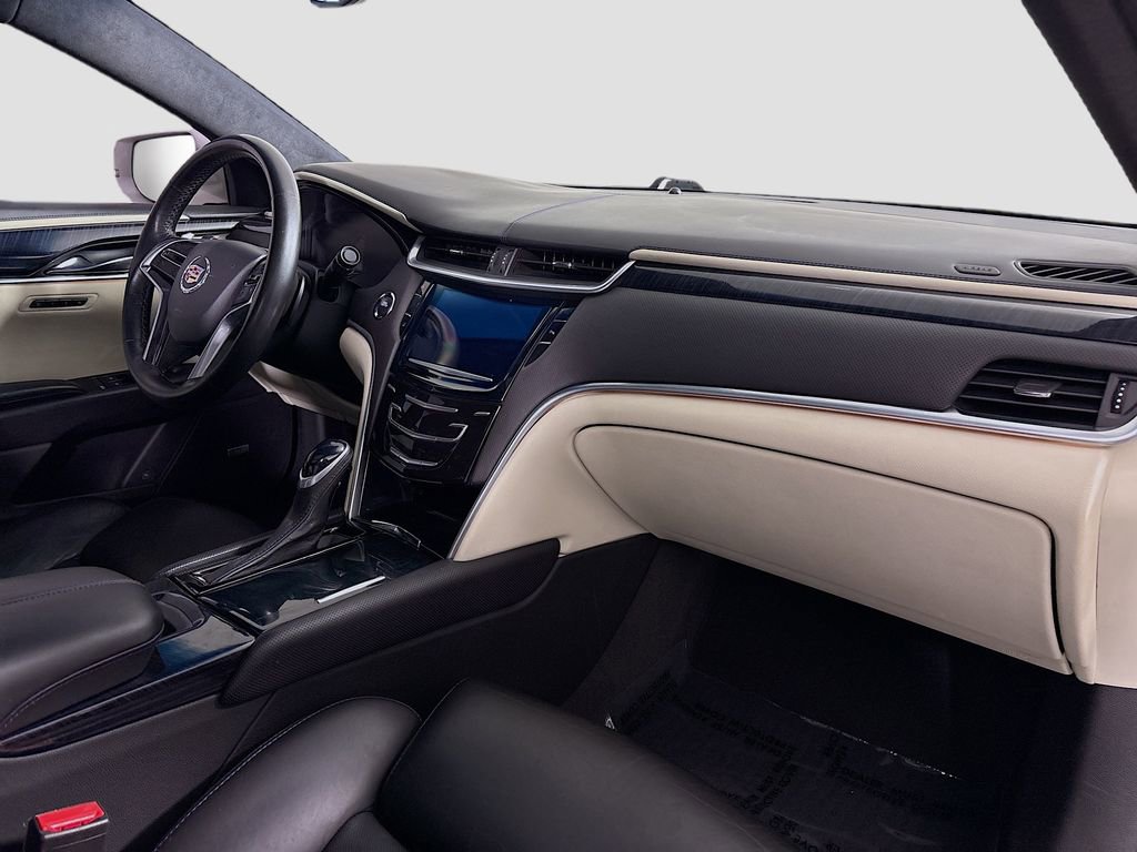 Used 2013 Cadillac XTS Platinum AWD/4WD image 32
