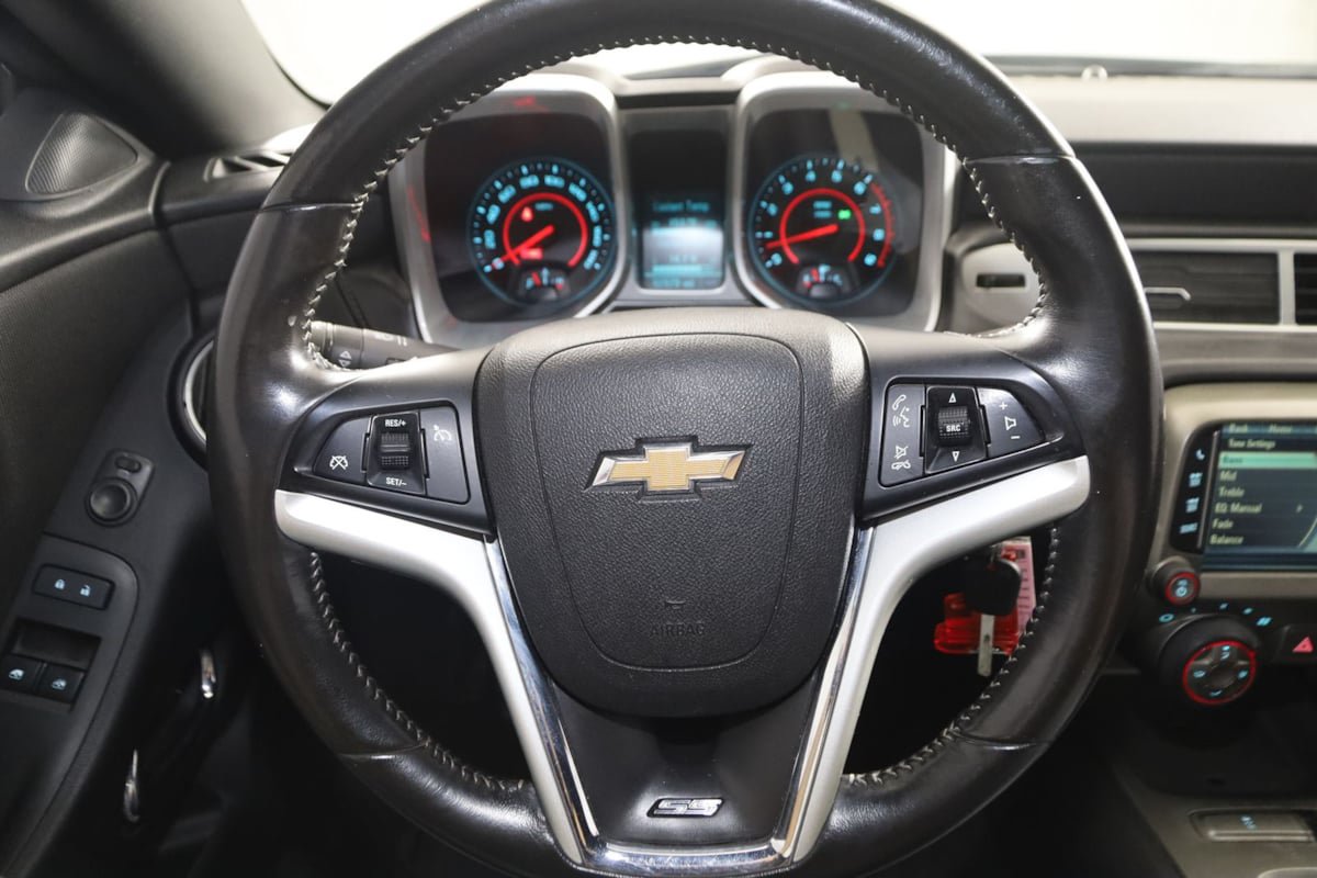 Used 2014 Chevrolet Camaro SS w/ RS Package RWD image 30