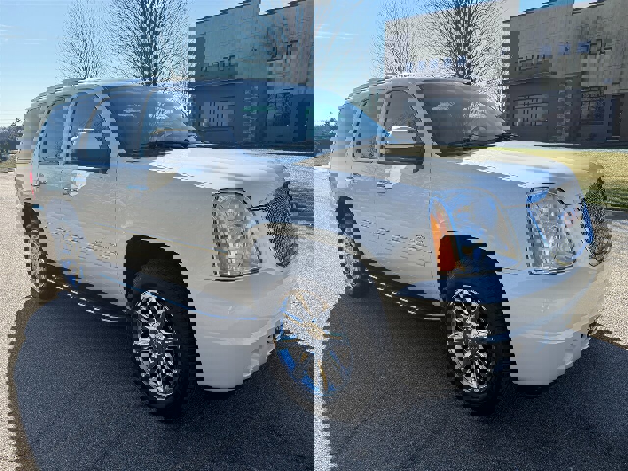 Used 2012 GMC Yukon Denali image 5