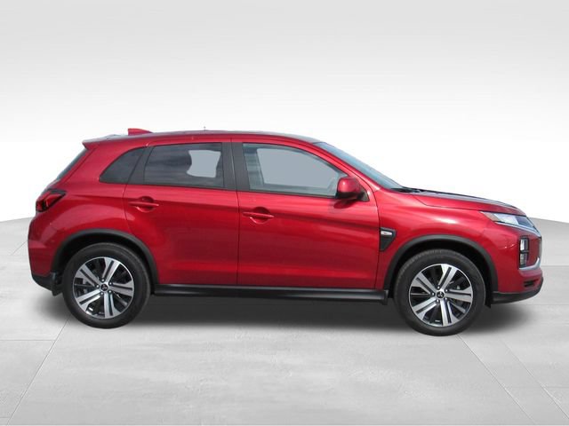 Used 2024 Mitsubishi Outlander Sport ES AWD/4WD image 3