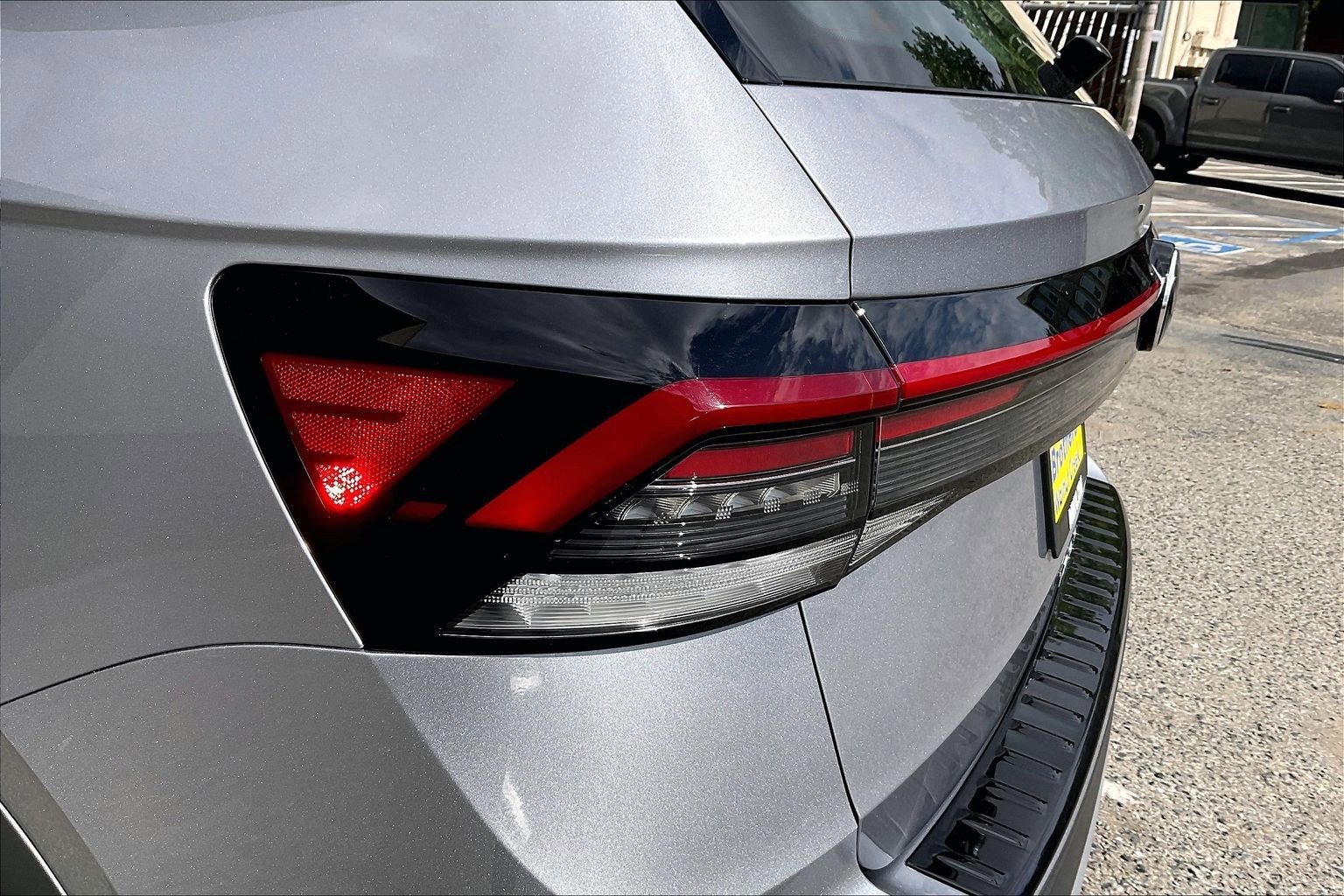 Certified 2025 Volkswagen Taos S FWD image 28