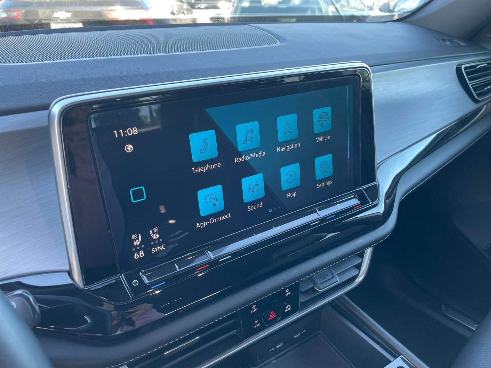 Used 2025 Volkswagen Atlas Cross Sport SE image 22