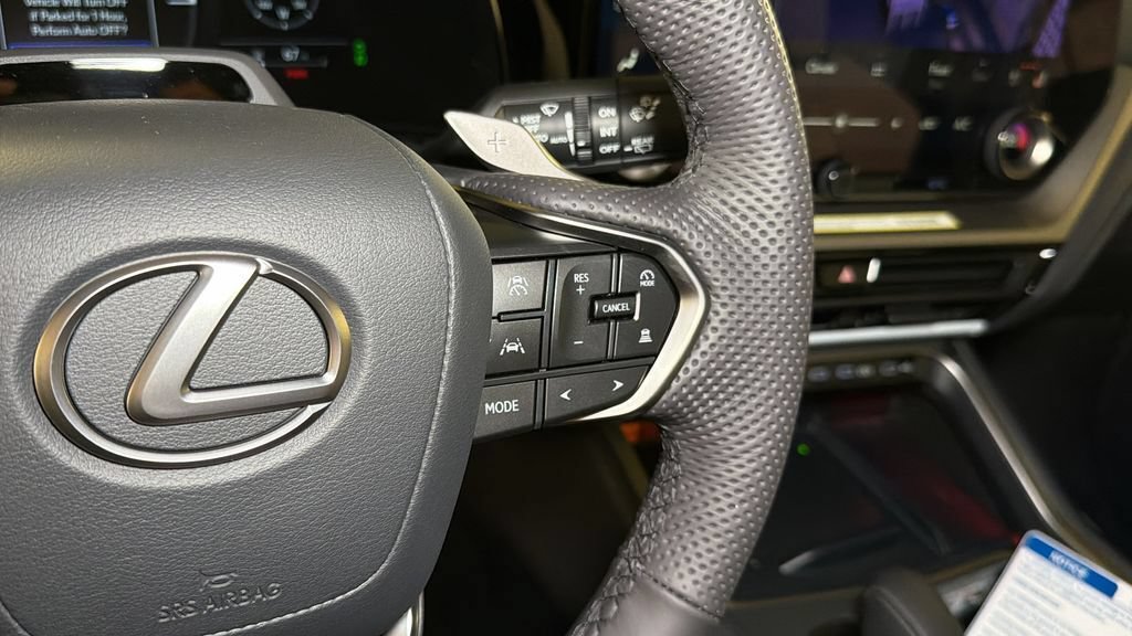 New 2026 Lexus TX 500h AWD image 13
