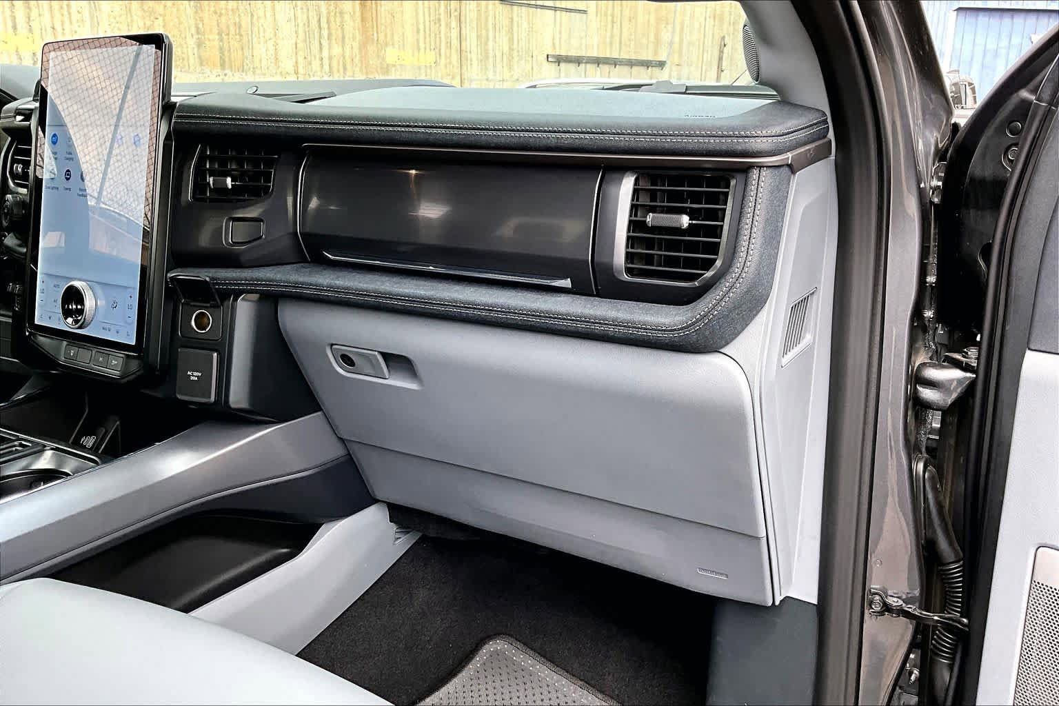 Certified 2025 Ford F150 Lightning Flash image 18