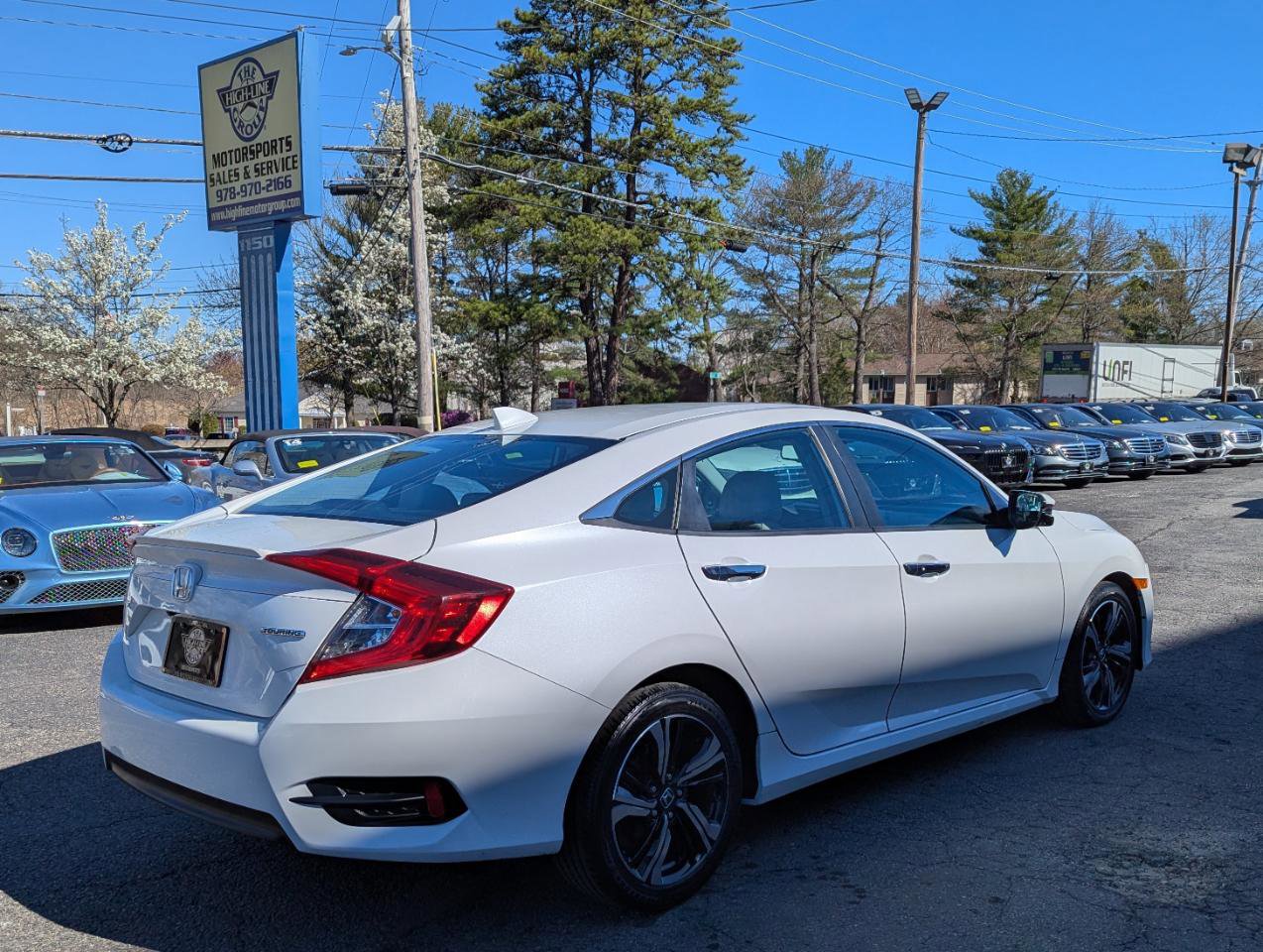 Used 2016 Honda Civic Touring image 7