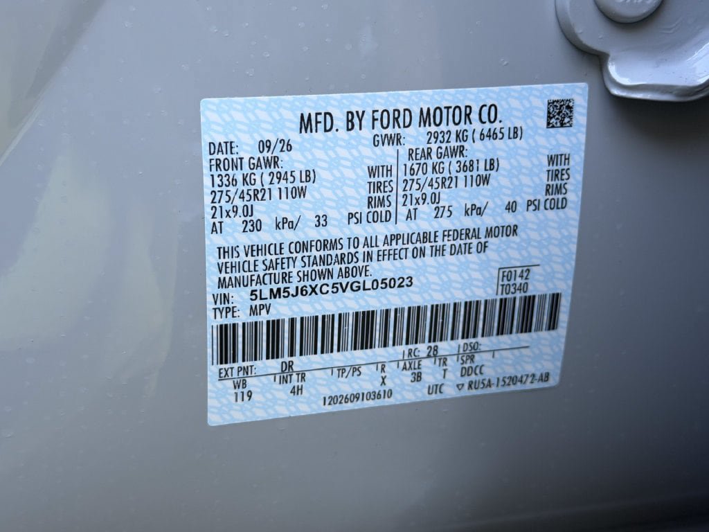 New 2027 Lincoln Aviator AWD w/ Jet Appearance Package image 26