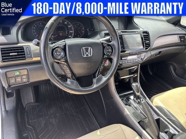 Used 2017 Honda Accord Touring image 12