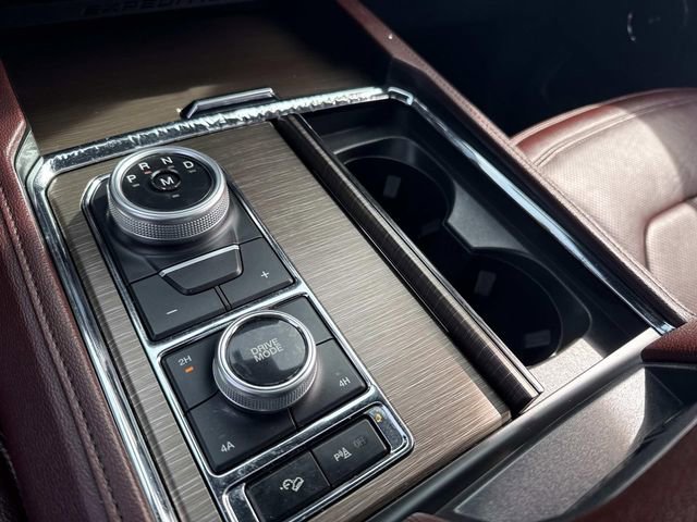 Used 2024 Ford Expedition Max Limited image 30