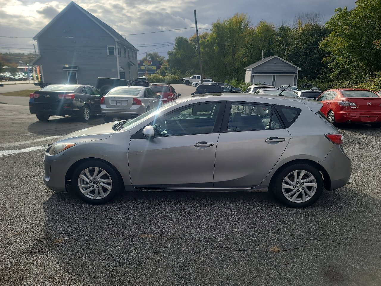 Used 2012 MAZDA MAZDA3 i Grand Touring image 4