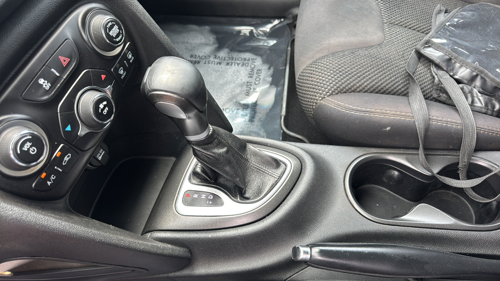 Used 2015 Dodge Dart SXT FWD image 26