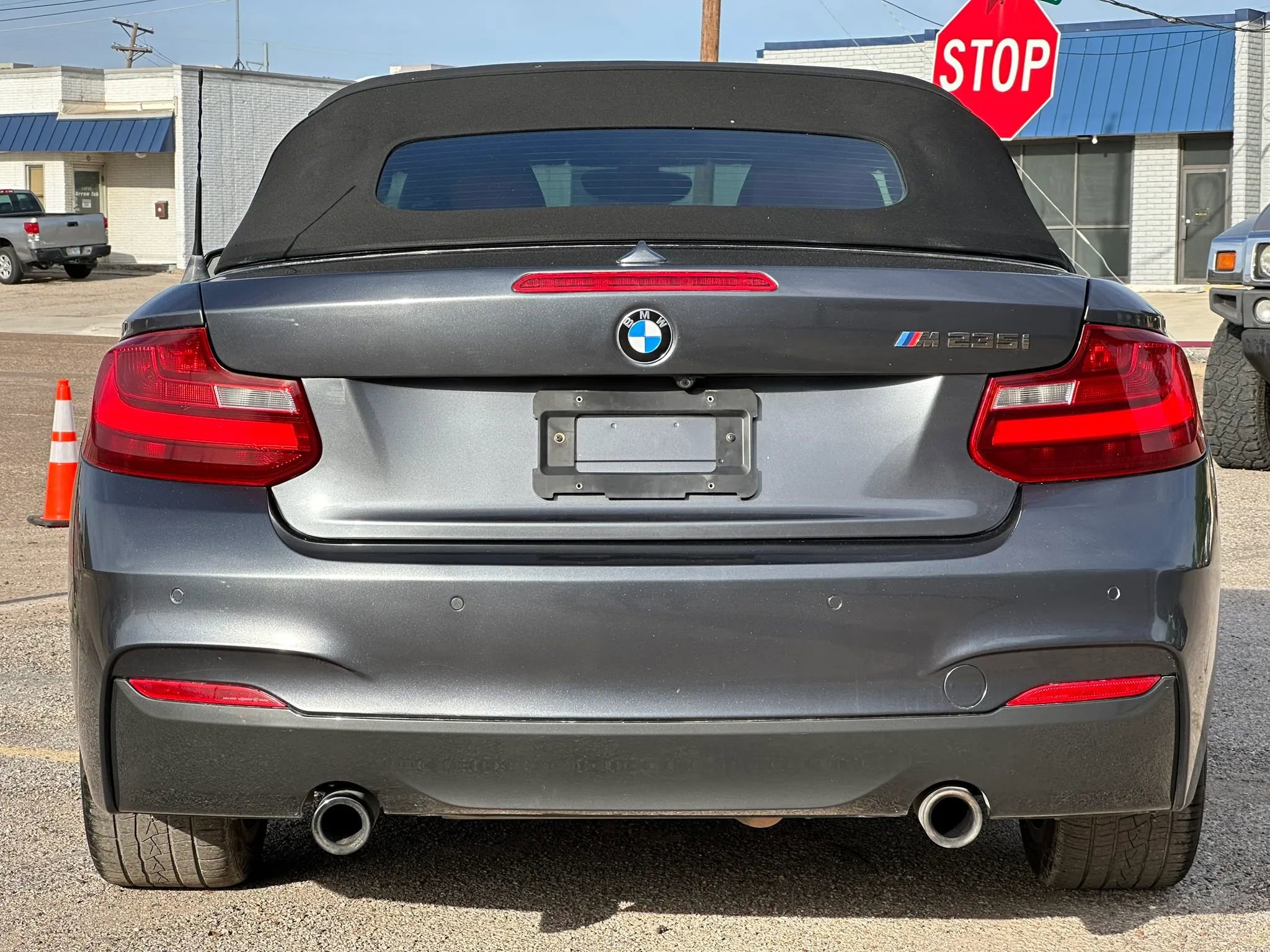 Used 2016 BMW M235i Convertible image 12