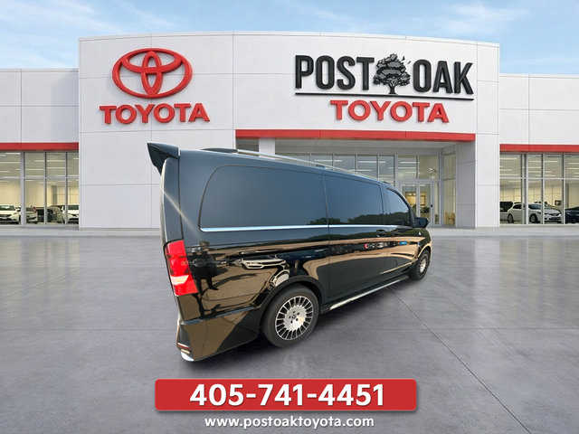 Used 2020 Mercedes-Benz Metris Passenger image 9