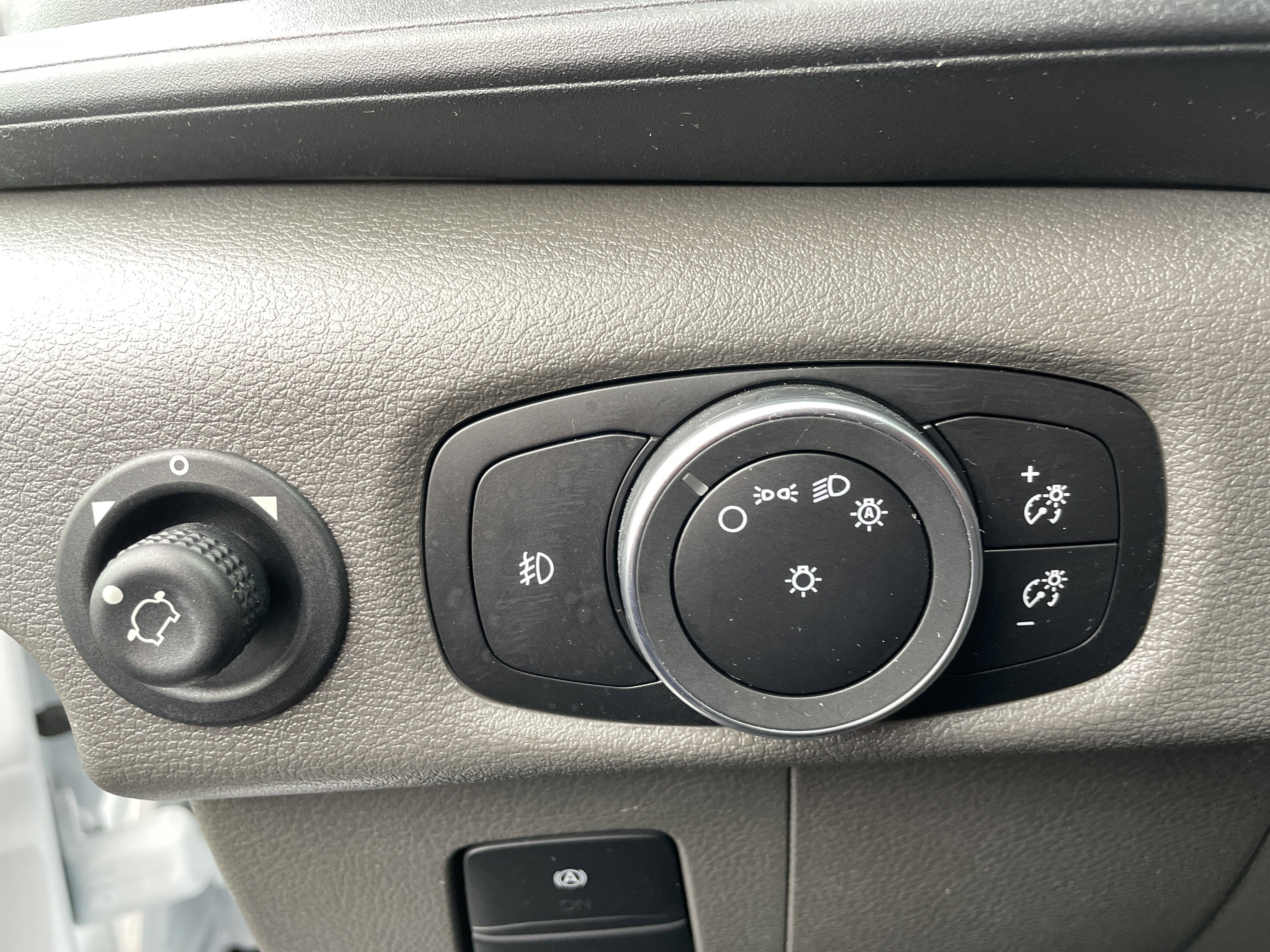 Used 2024 Ford Transit 250 Low Roof w/ Exterior Upgrade Package image 27