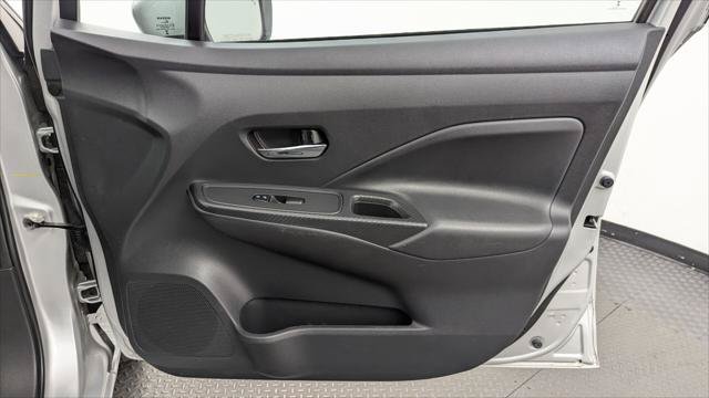 Used 2025 Nissan Versa SV FWD image 22