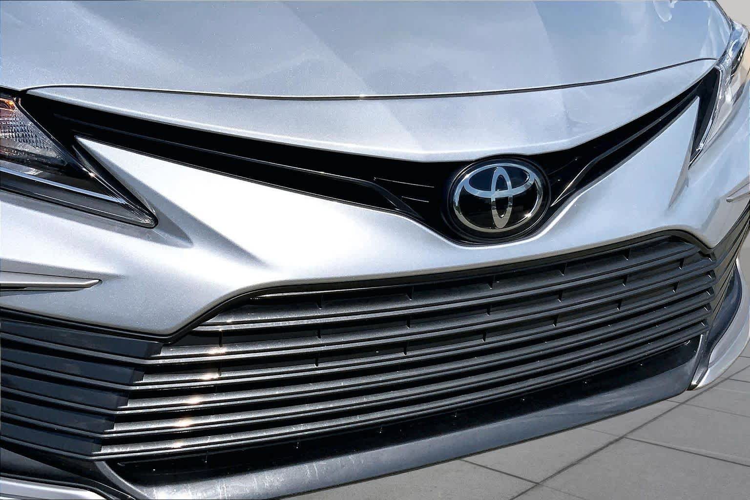 Used 2023 Toyota Camry LE FWD image 30