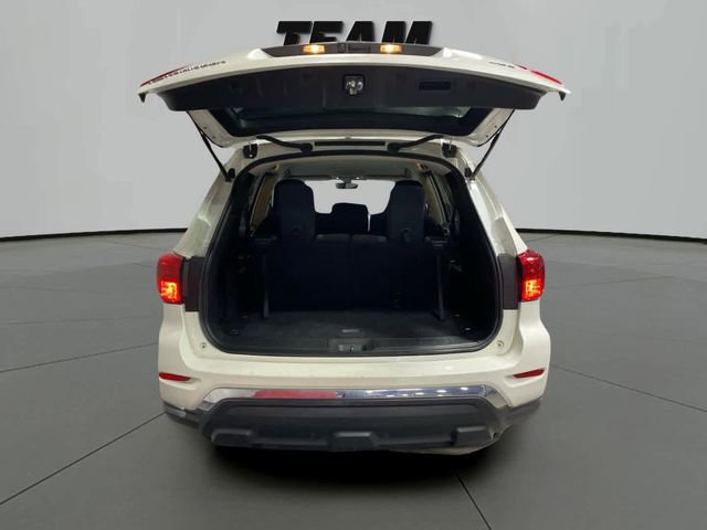 Used 2018 Nissan Pathfinder S image 6