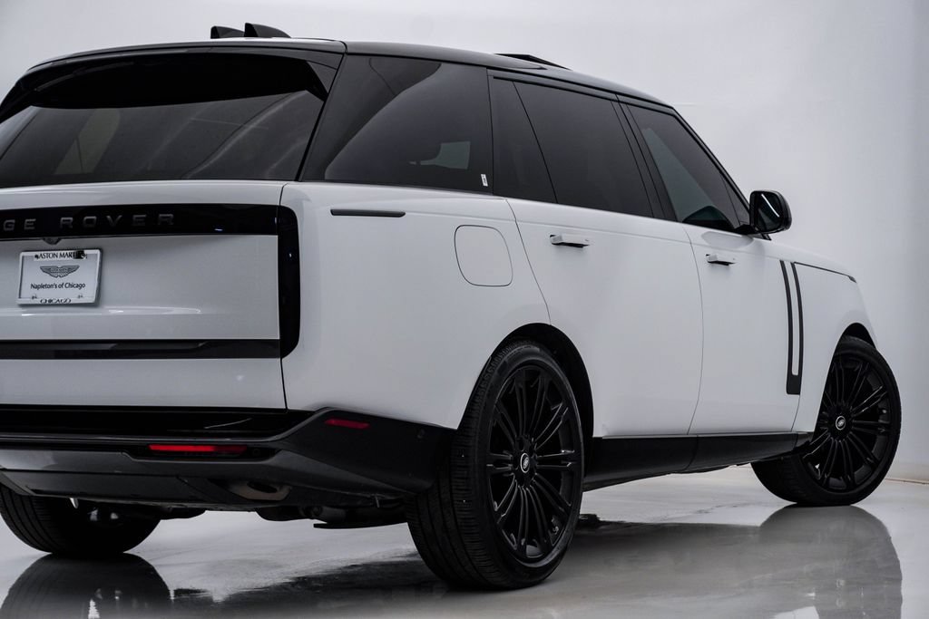Used 2025 Land Rover Range Rover Long Wheelbase SE AWD/4WD image 10