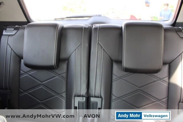 Used 2024 Volkswagen Atlas SE AWD/4WD image 31