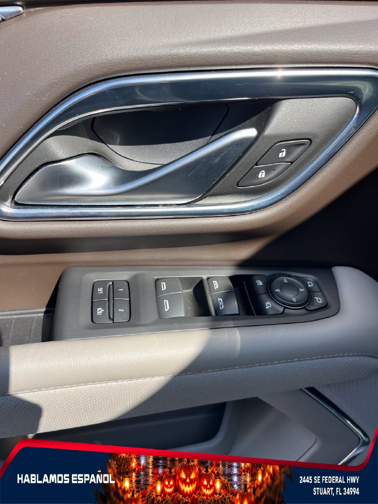 Used 2022 GMC Yukon SLT w/ SLT Premium Package RWD image 11