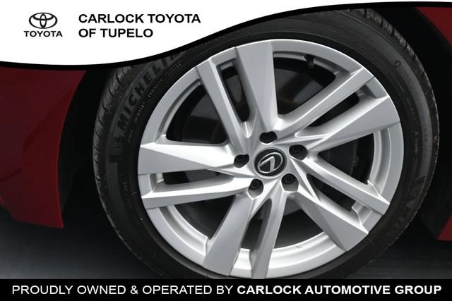Used 2025 Lexus IS 300 w/ Comfort Package RWD image 15