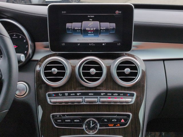 Used 2018 Mercedes-Benz C 300 4MATIC Sedan image 17