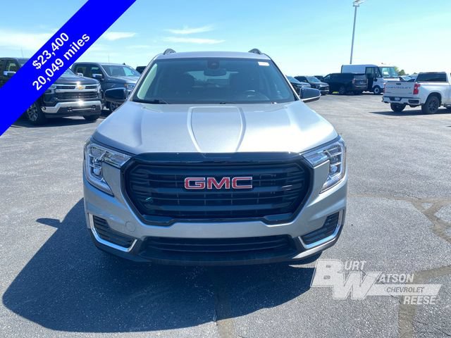 Certified 2023 GMC Terrain SLE w/ Driver Convenience Package FWD image 18