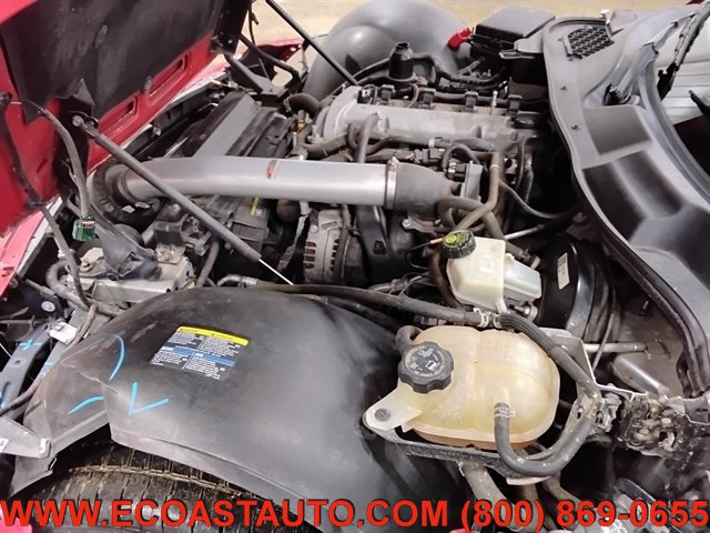 Used 2006 Pontiac Solstice Convertible w/ Premium Package RWD image 10