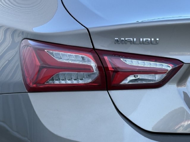 Used 2022 Chevrolet Malibu LT FWD image 6