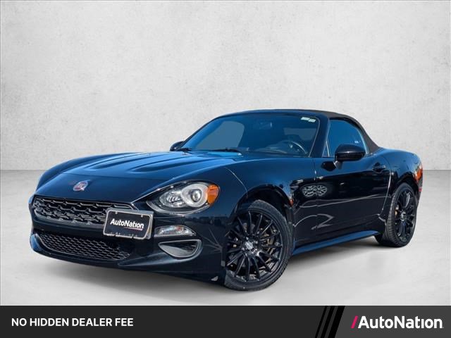 Used 2017 FIAT 124 Spider Classica RWD video 1