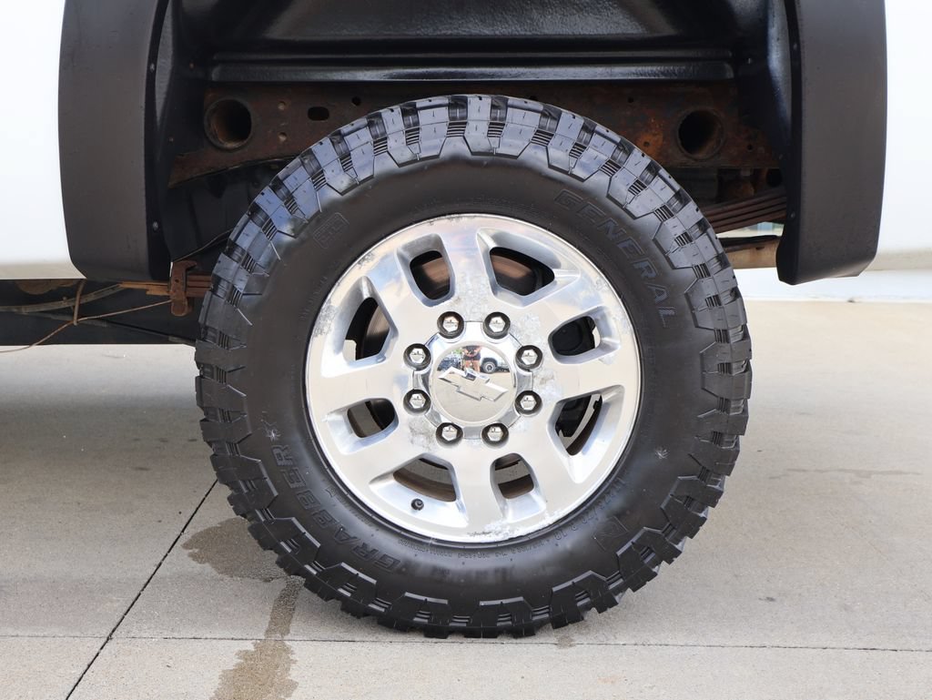Used 2014 Chevrolet Silverado 2500 LTZ w/ LTZ Plus Package AWD/4WD image 40