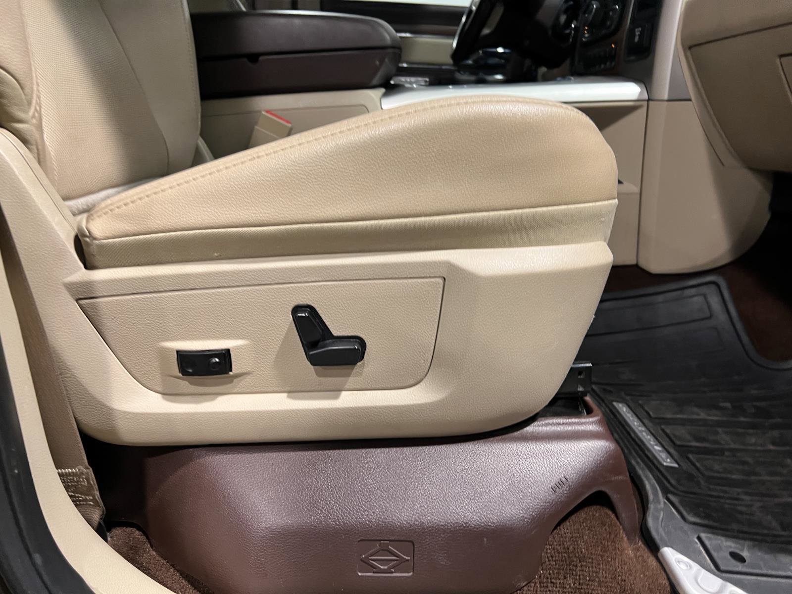 Used 2017 RAM 2500 Laramie image 36