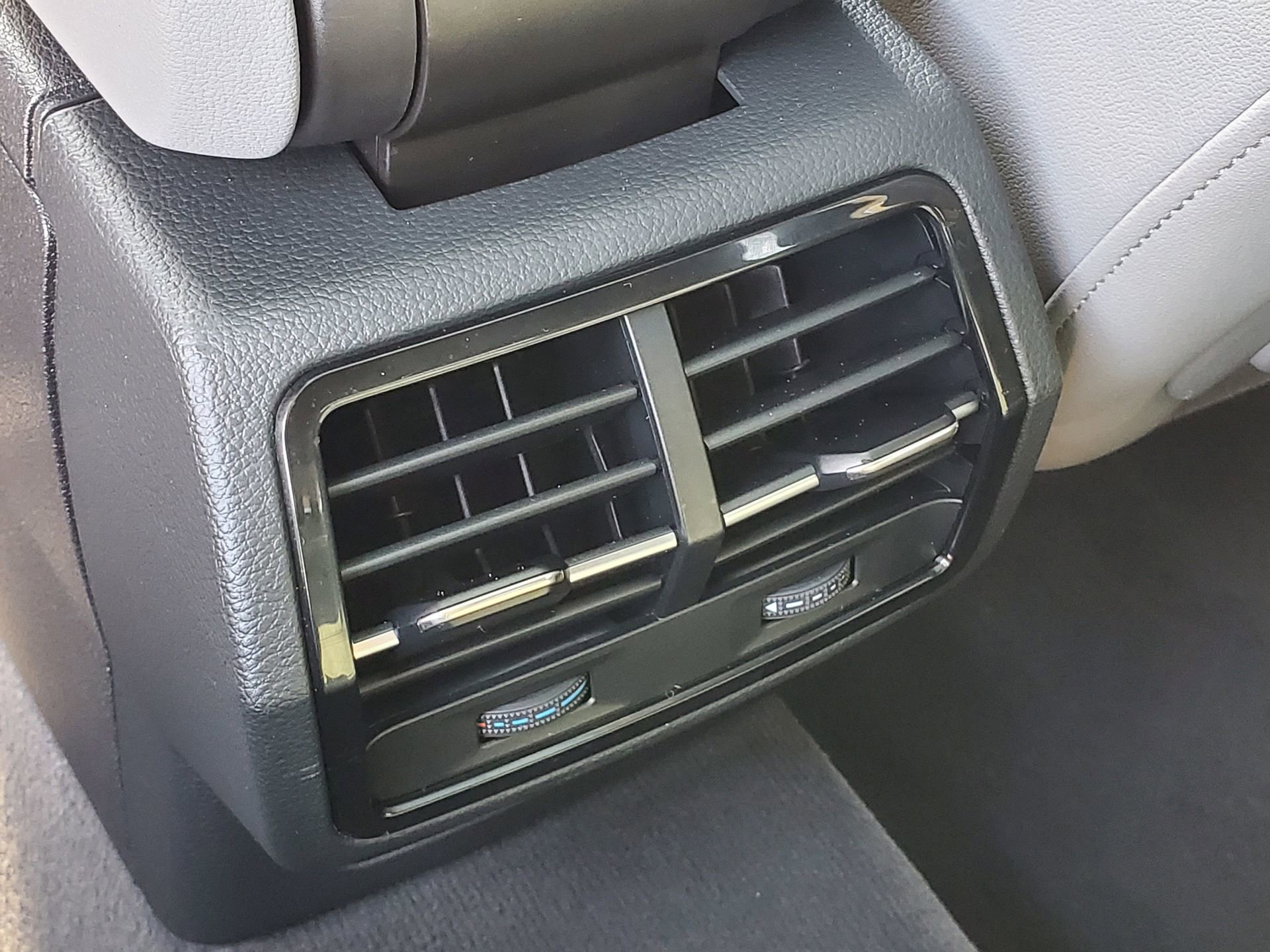 Used 2021 Audi Q3 2.0T Premium Plus w/ Premium Plus Package image 11