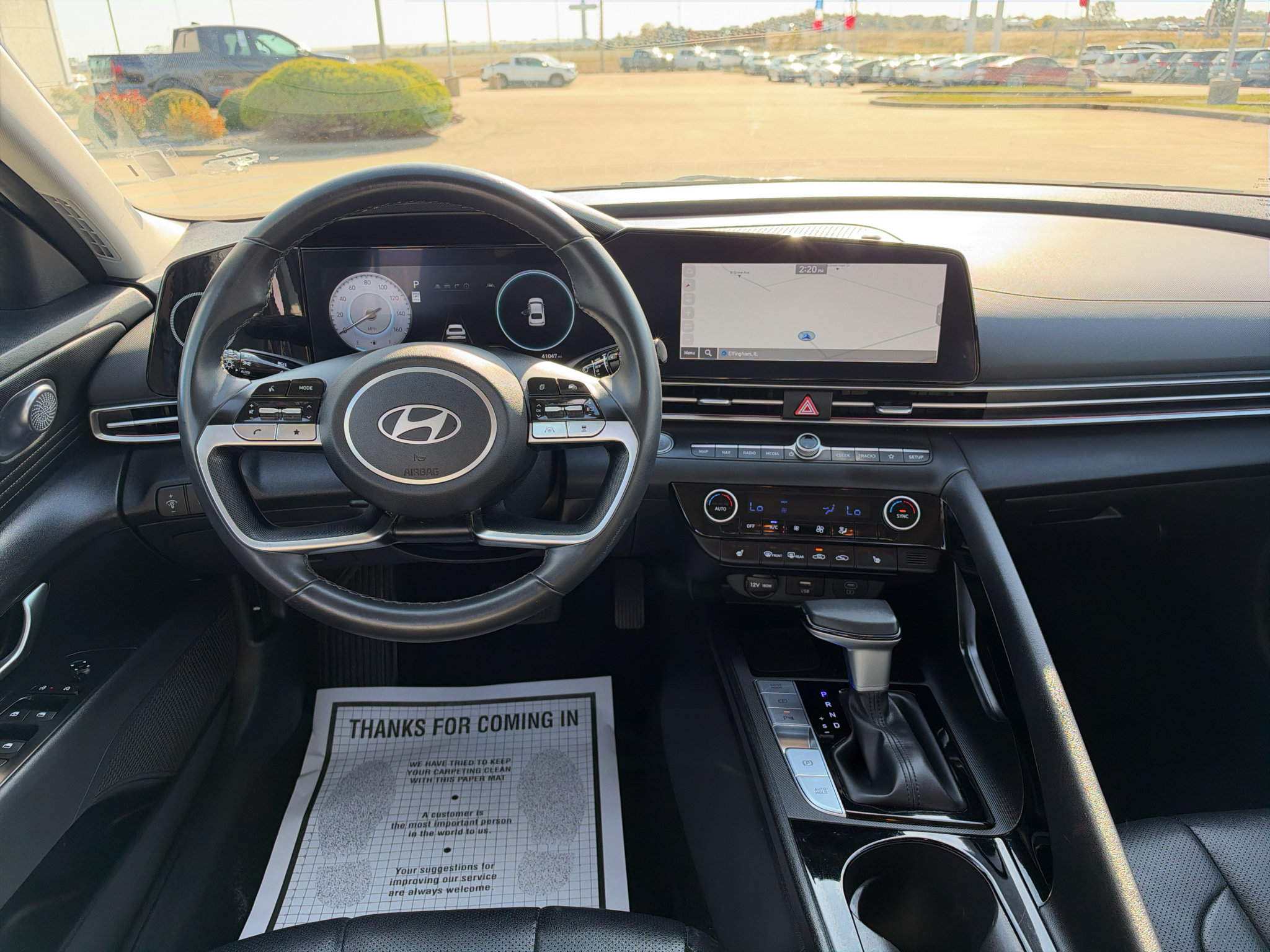 Used 2024 Hyundai Elantra Limited FWD image 14