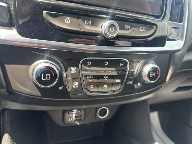 Used 2020 Chevrolet Traverse RS FWD image 43