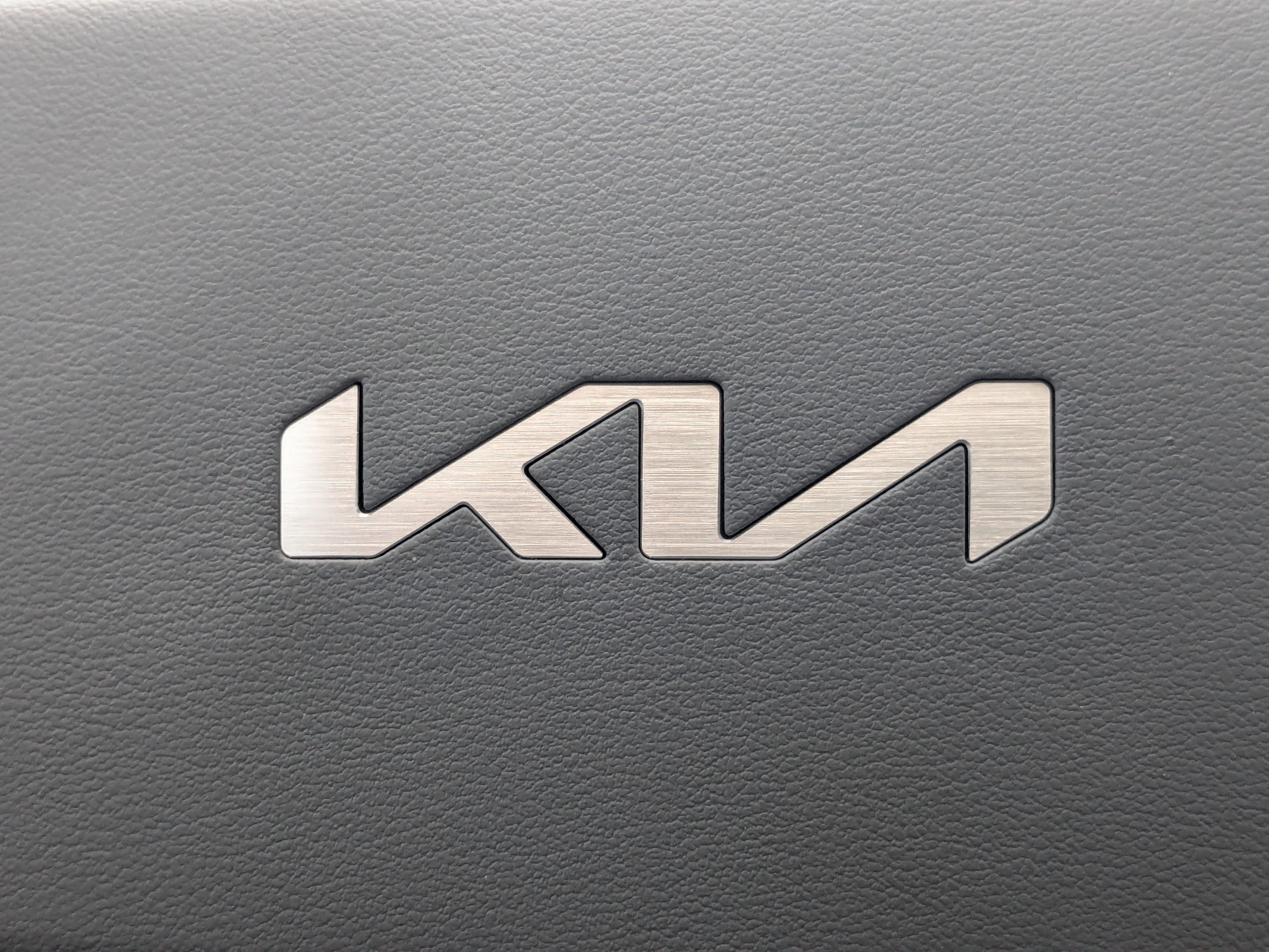 Certified 2024 Kia Niro EX FWD image 32