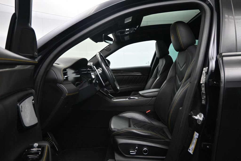 Used 2023 Maserati Grecale Modena AWD/4WD image 21