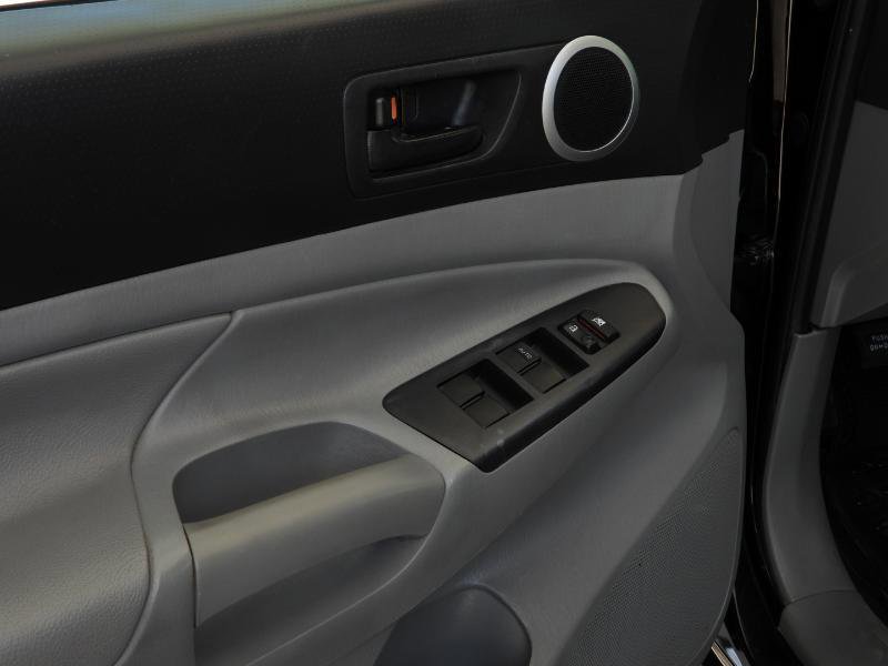 Used 2012 Toyota Tacoma PreRunner w/ SR5 Pkg RWD image 46