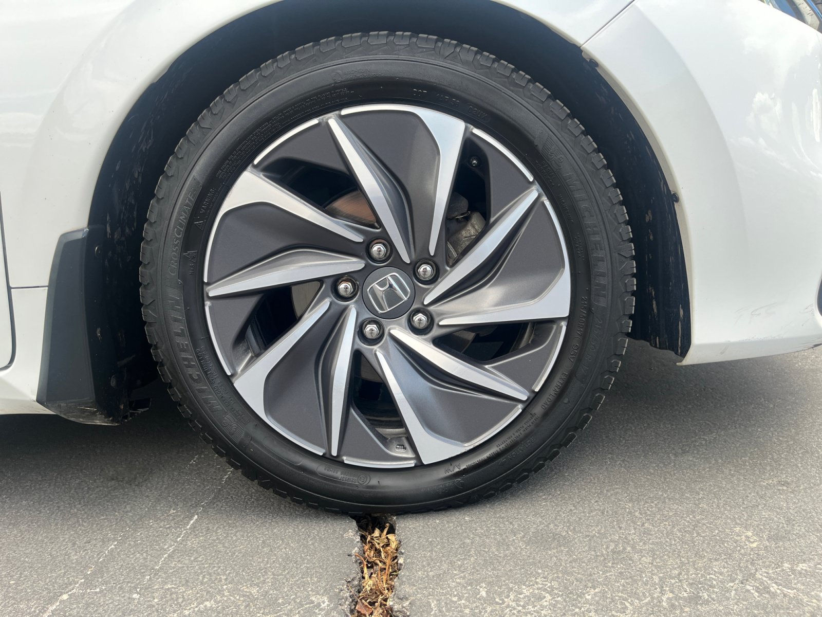 Used 2019 Honda Insight Touring image 30