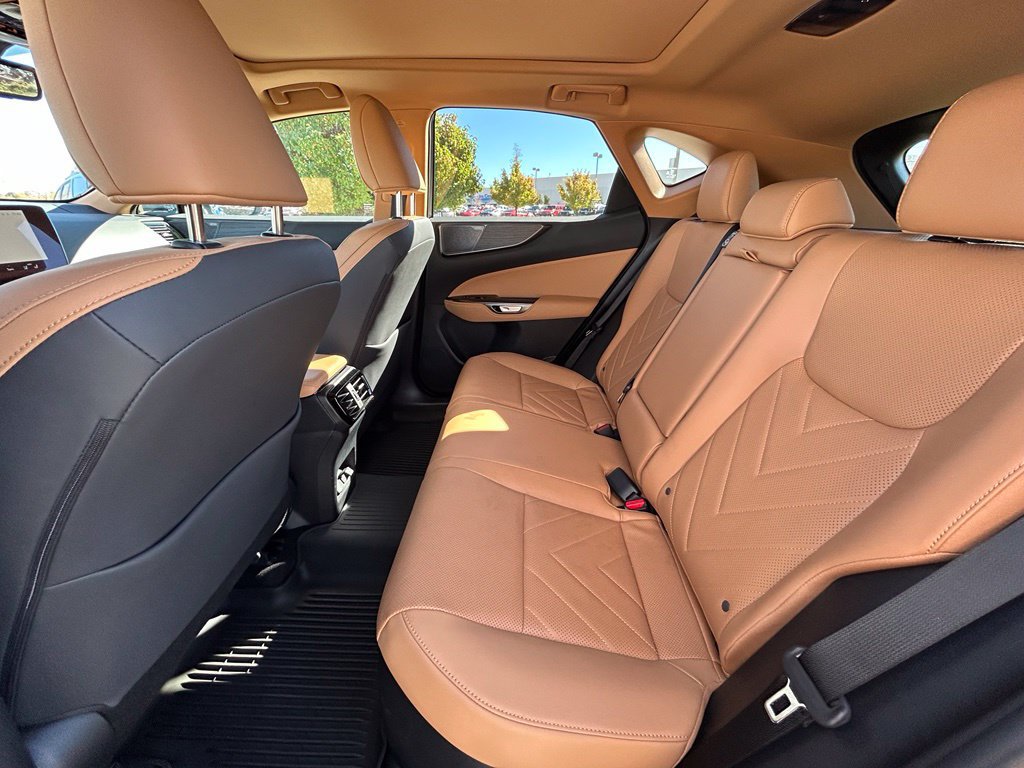 Used 2025 Lexus NX 450h+ AWD w/ Accessory Package (2T) image 27
