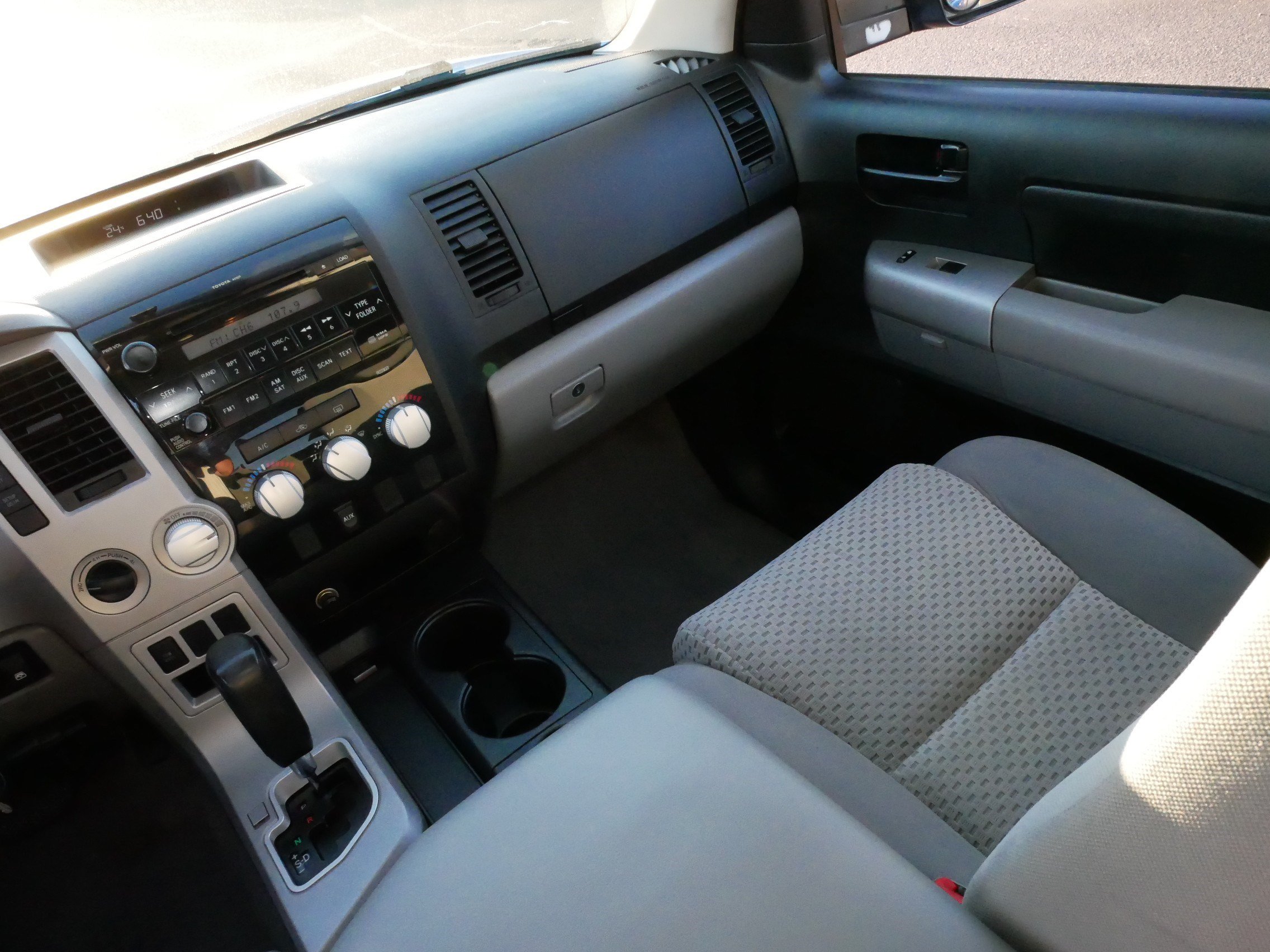 Used 2008 Toyota Tundra SR5 AWD/4WD image 11