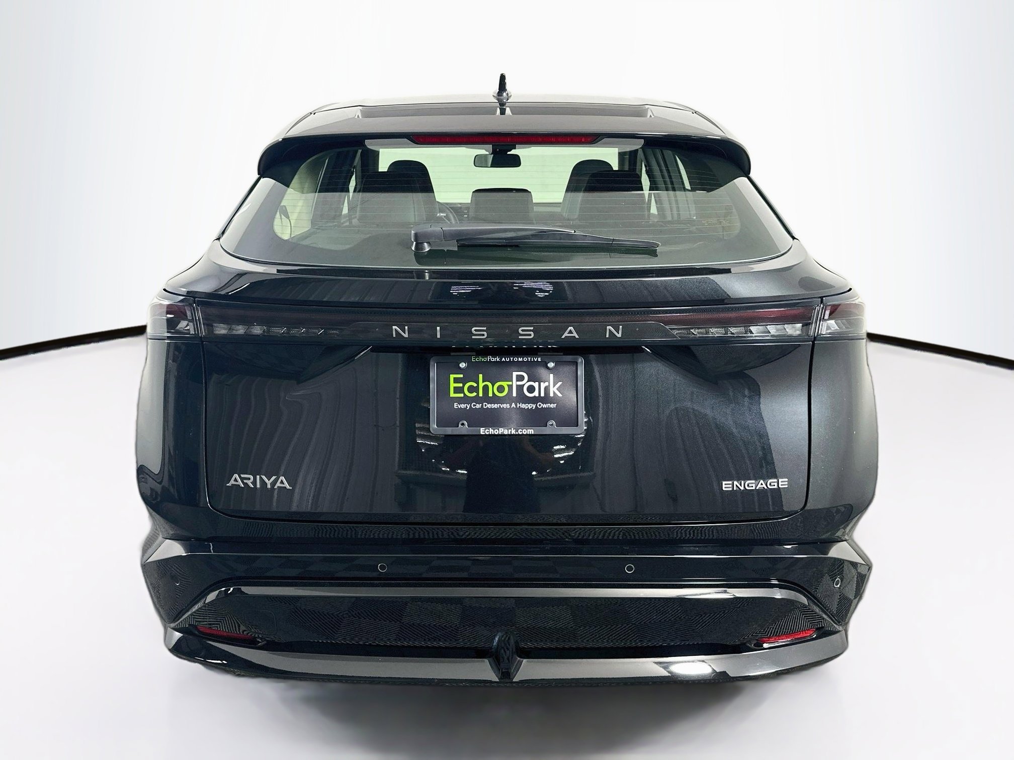 Used 2023 Nissan Ariya FWD image 7