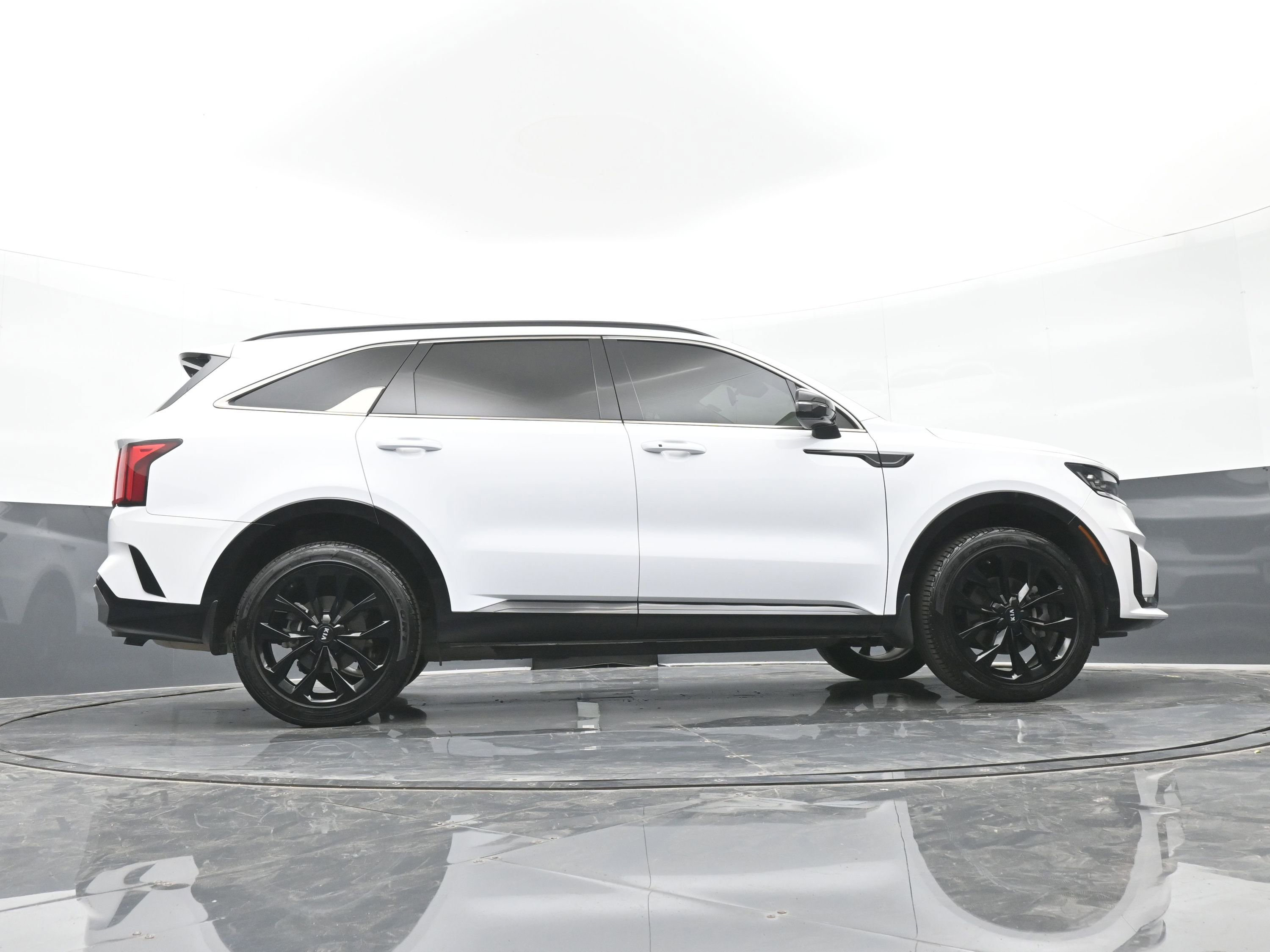 Used 2021 Kia Sorento SX image 48
