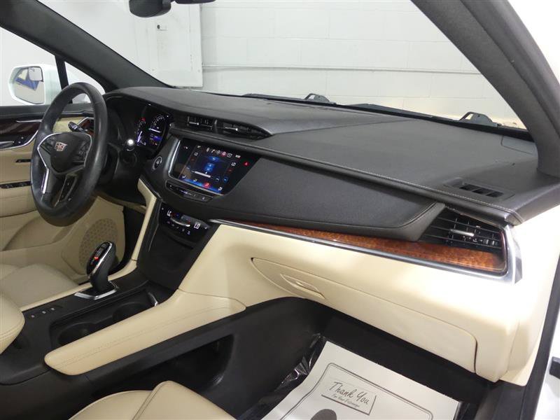 Used 2017 Cadillac XT5 Luxury AWD/4WD image 24