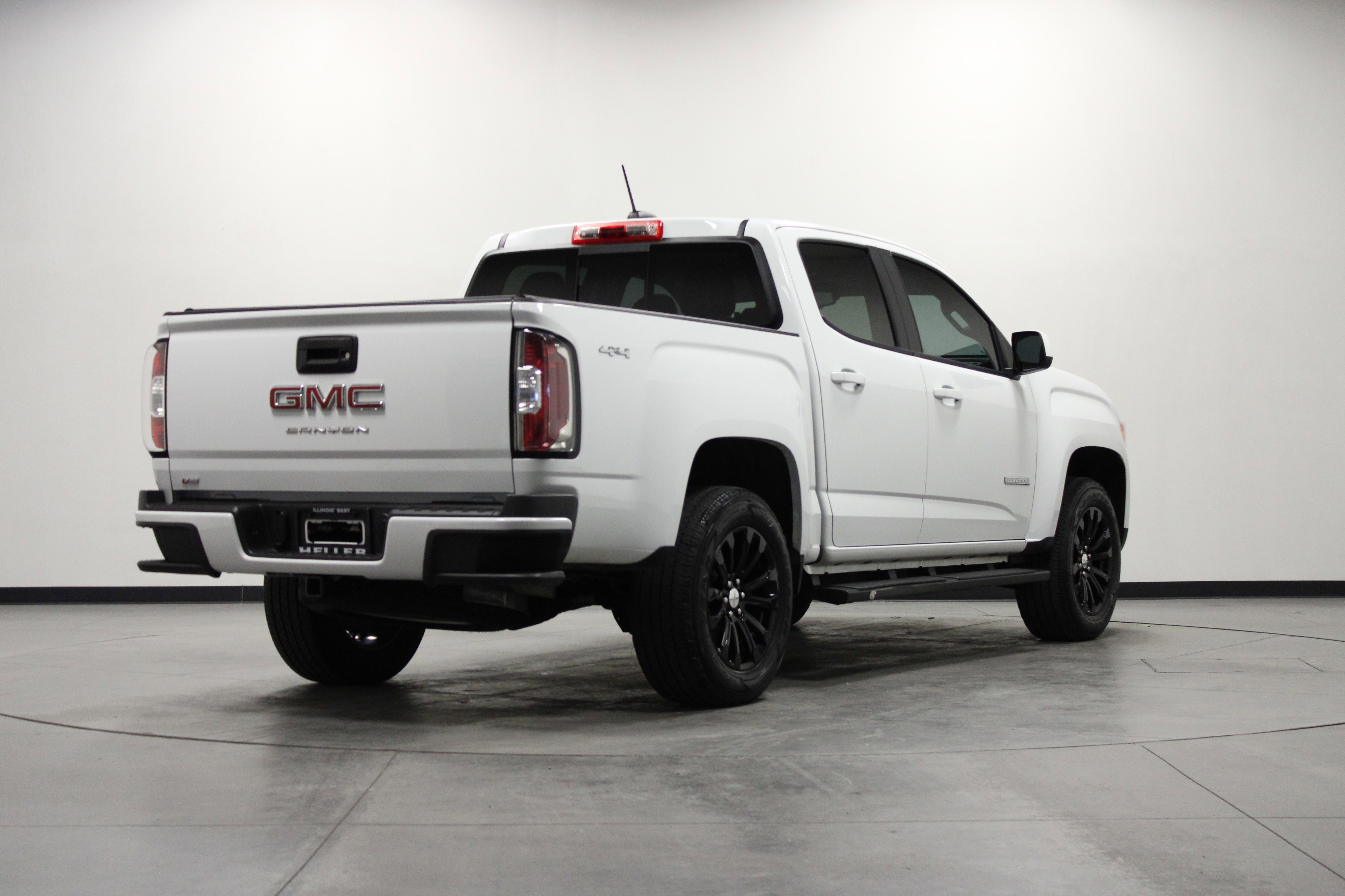 Used 2022 GMC Canyon Elevation w/ Elevation Premium Package image 4