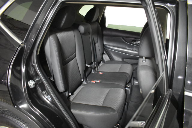 Used 2020 Nissan Rogue S w/ Special Edition Package AWD/4WD image 30