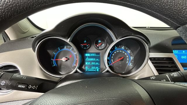 Used 2014 Chevrolet Cruze LS FWD image 17