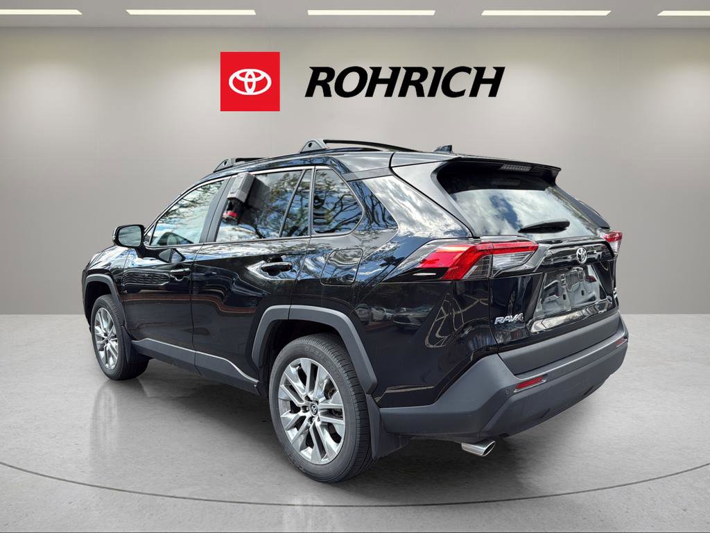 Used 2024 Toyota RAV4 XLE Premium w/ Weather Package image 8