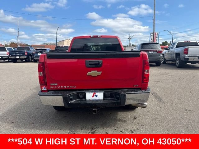 Used 2009 Chevrolet Silverado 1500 LTZ w/ LPO, Deluxe Chrome Package AWD/4WD image 4