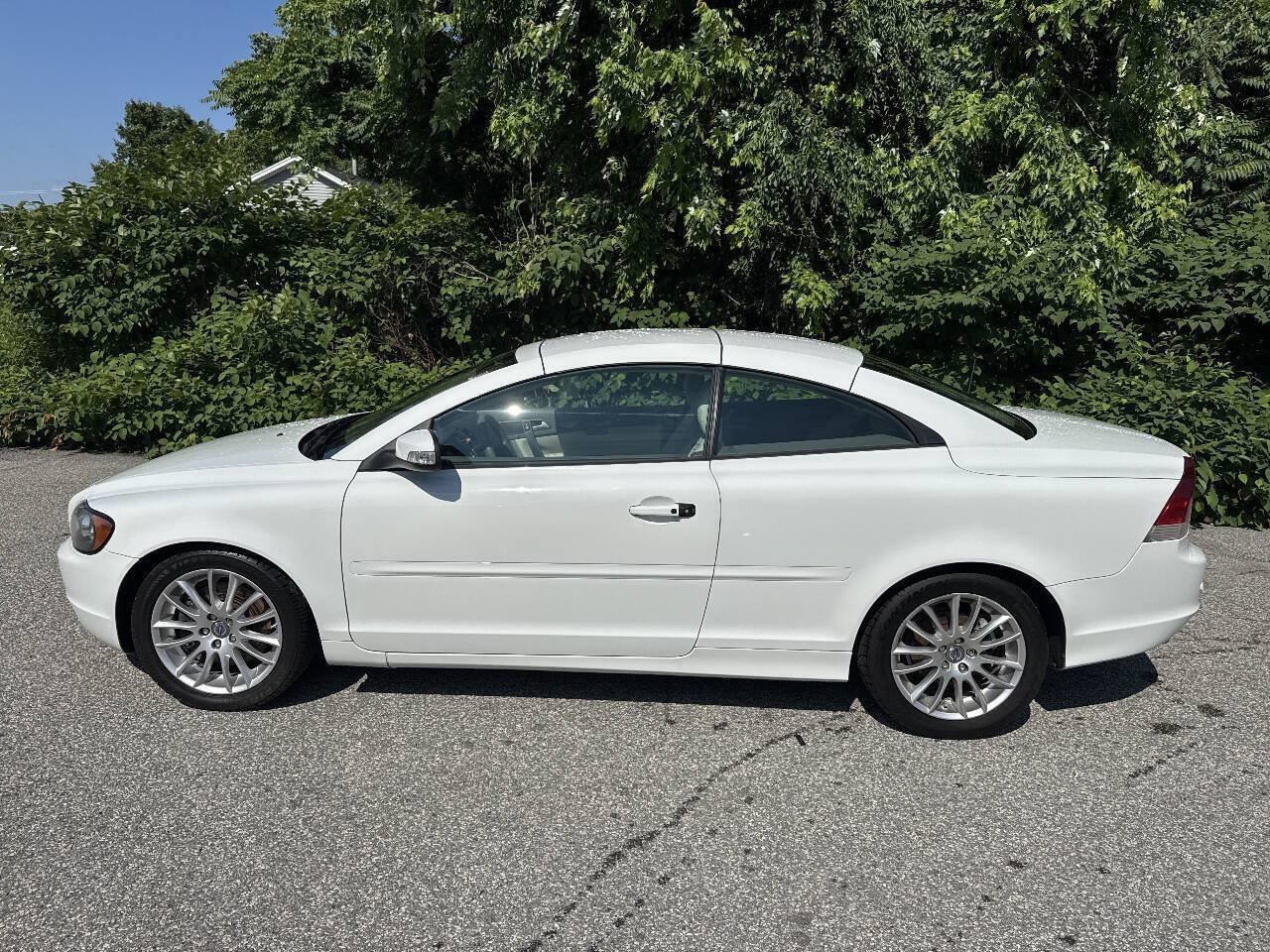 Used 2009 Volvo C70 T5 FWD image 5